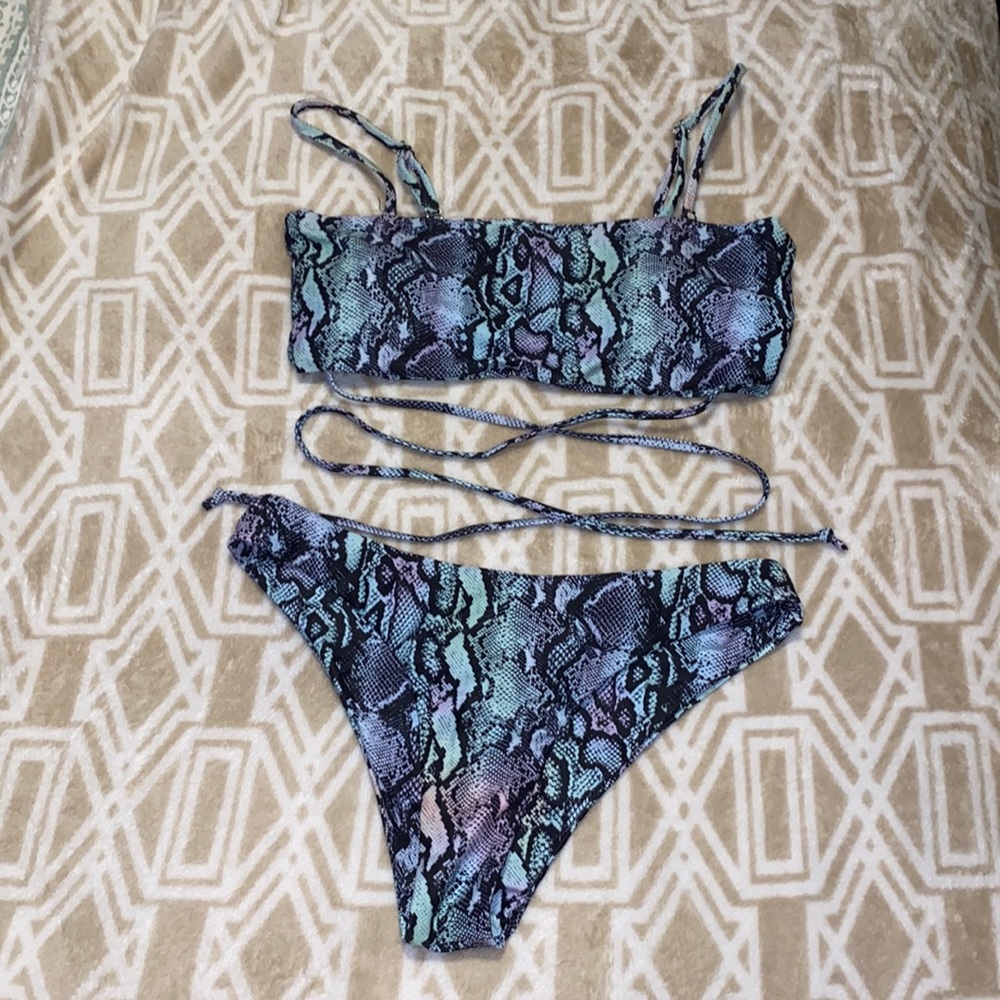 ZAFUL 2 piece swimsuit size Large